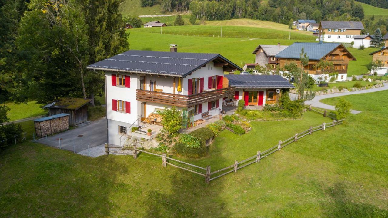 Haus Kipfen Apartment Sibratsgfall ภายนอก รูปภาพ